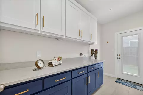 Other - 1018 Meadow Bend Loop N, Grapevine, TX 76051 photo 8 of 10