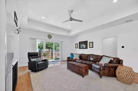 Other - 1018 Meadow Bend Loop N, Grapevine, TX 76051 photo 3 of 10