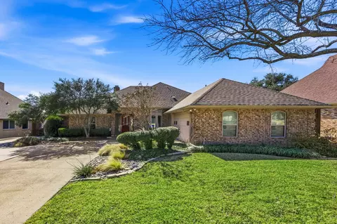 3332 Gatwick Pl, Farmers Branch, TX 75234