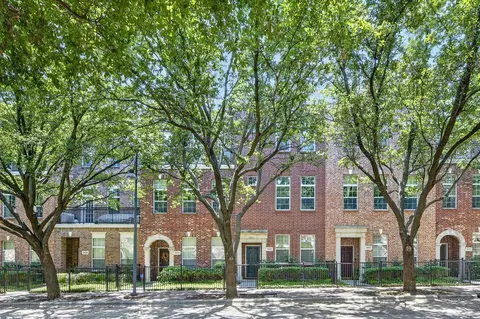 5026 Calloway Dr #163, Addison, TX 75001