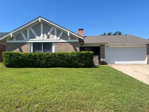 6912 Westglen Dr, Fort Worth, TX 76133