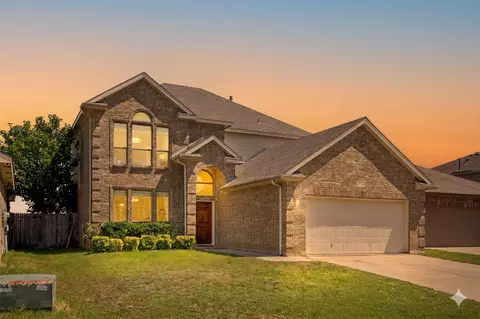 4816 Willow Branch Ct, Crowley, TX 76036