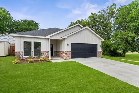 3310 Pickett St, Greenville, TX 75401
