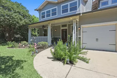 1204 Quisenberry St, Mckinney, TX 75069