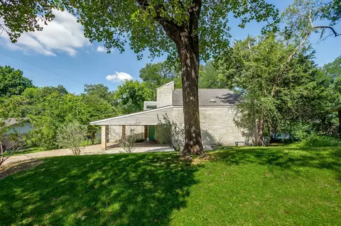 600 Eastcliff Dr, Euless, TX 76040