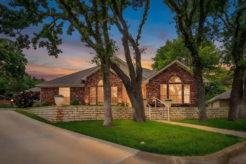 117 Countryside Ct, Weatherford, TX 76087