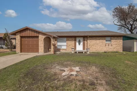 4201 Sweetbriar Dr, Garland, TX 75042