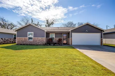 408 Whitney Ct, Rio Vista, TX 76093
