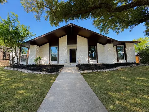 3326 Vista Oaks Dr, Garland, TX 75043