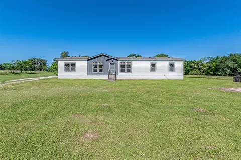 901 Rs County Road 1155, Emory, TX 75440