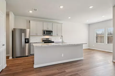 2405 Nicole Dr, Denton, TX 76208