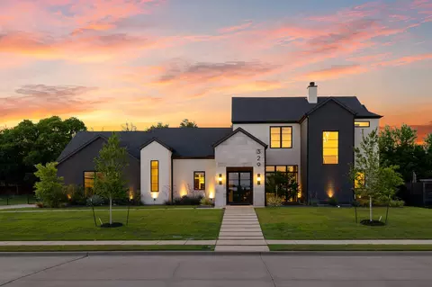329 Renaissance Ln, Heath, TX 75032