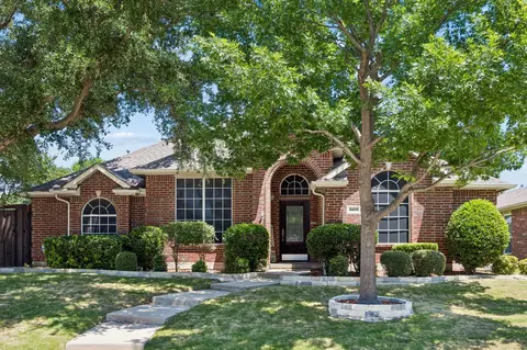 6428 Maple Dr, The Colony, TX 75056