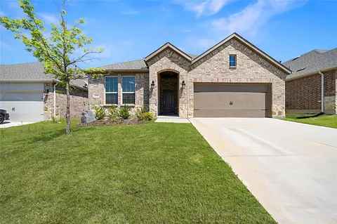 11300 Summer Rain Blvd, Aubrey, TX 76227
