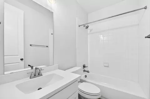 Bath - 1636 Hydrangea Ln, Prosper, TX 75078 photo 4 of 4