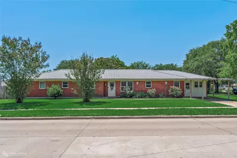 2110 Belle Grove Dr, Bossier City, LA 71111