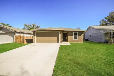 823 Dawson St, Waco, TX 76704