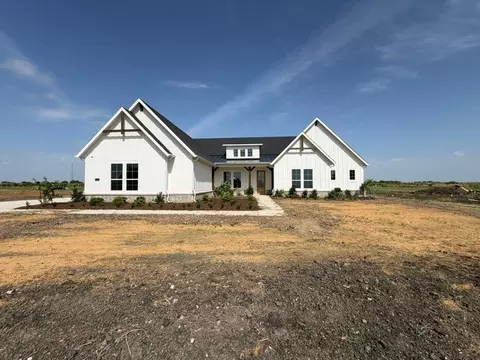 2313 Quartz St, Krum, TX 76249