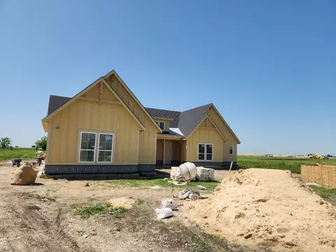 2313 Quartz St, Krum, TX 76249