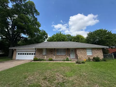 617 Ranier Cir, Garland, TX 75041