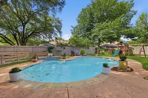 1500 Pickwick Ln, Denton, TX 76209