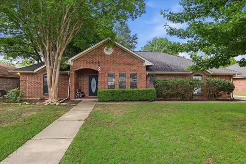 1500 Pickwick Ln, Denton, TX 76209