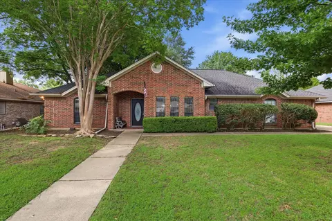 1500 Pickwick Ln, Denton, TX 76209