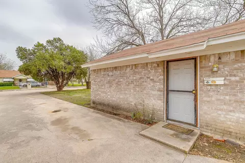 716 S Perkins St, Fort Worth, TX 76103