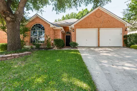 4712 Mount Hood Rd, Fort Worth, TX 76137
