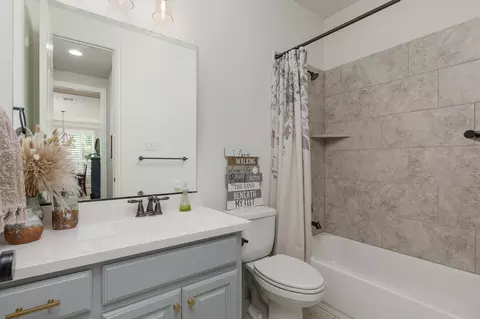 Bath - 3420 Redpine Dr, Prosper, TX 75078 photo 6 of 7