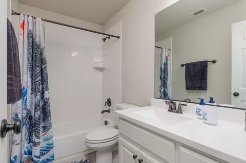 Bath - 3420 Redpine Dr, Prosper, TX 75078 photo 4 of 7