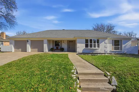 4204 Galway Ave, Fort Worth, TX 76109