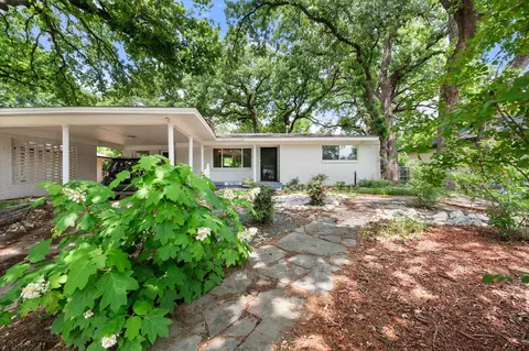 1209 W Lilly Ln, Arlington, TX 76013