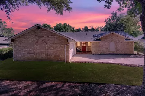 5322 Westminster Ct S, Fort Worth, TX 76133