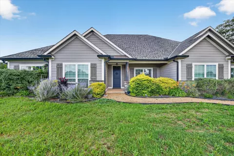 18020 Cindys Ln, Justin, TX 76247