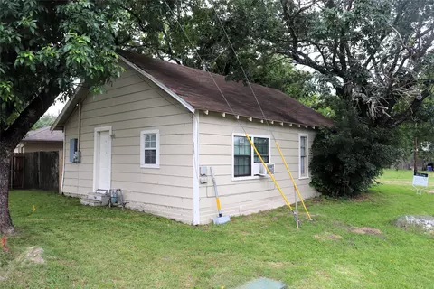 2510 Gilmer St, Caddo Mills, TX 75135