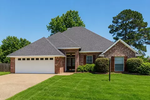 9106 Summer Tree Cir #1, Greenwood, LA 71033