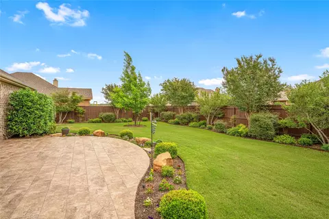 Exterior - 283 Briarleaf Cir, Hewitt, TX 76643 photo 7 of 7