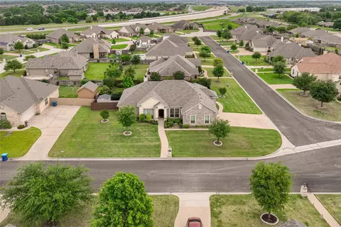 View/Area - 283 Briarleaf Cir, Hewitt, TX 76643 photo 2 of 4