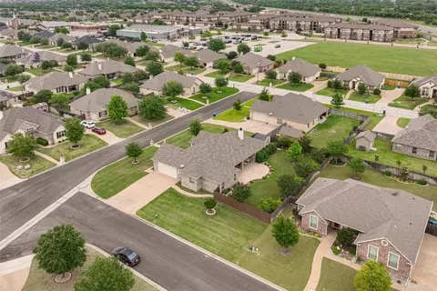 View/Area - 283 Briarleaf Cir, Hewitt, TX 76643 photo 4 of 4