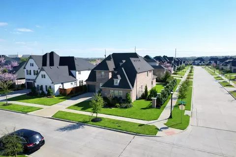 6738 Barnes Dr, Frisco, TX 75034