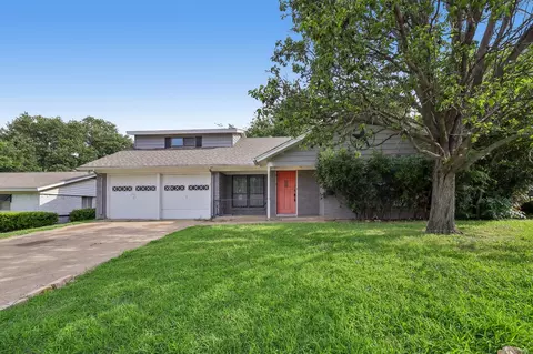 744 Willow St, Hurst, TX 76053