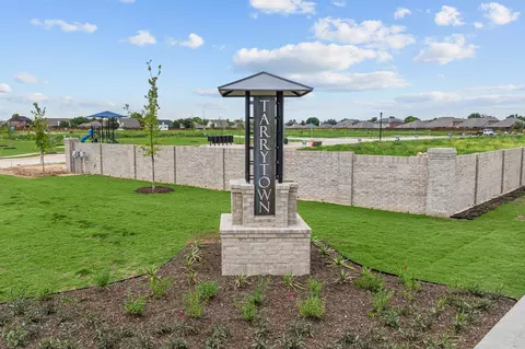 View/Area - 1017 Tarryhill Dr, Crowley, TX 76036 photo 2 of 7