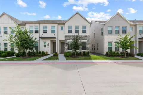 9924 Hennings St, Irving, TX 75063