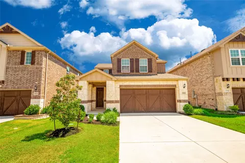 9828 Michael Irvin St, Irving, TX 75063