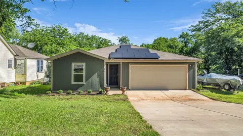 1521 W Gandy St, Denison, TX 75020