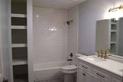 Bath - 159 Chrislo Dr, Minden, LA 71055 photo 1 of 5