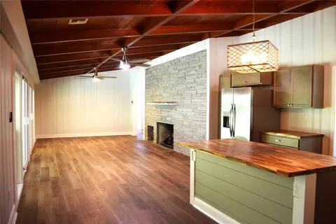 Living - 159 Chrislo Dr, Minden, LA 71055 photo 4 of 8