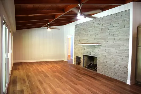 Living - 159 Chrislo Dr, Minden, LA 71055 photo 6 of 8