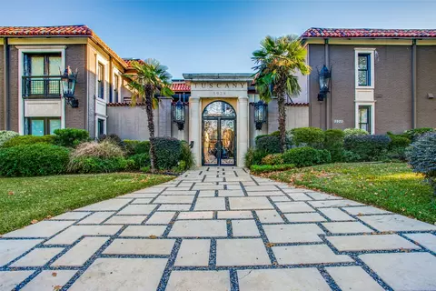 5930 Sandhurst Ln #218, Dallas, TX 75206